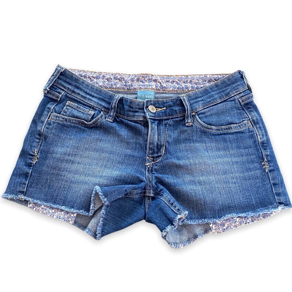 Old Navy Cutoff Low Rise denim Shorts Size 2